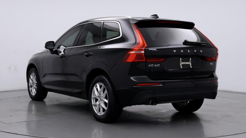 2021 Volvo XC60 T5 Momentum 2