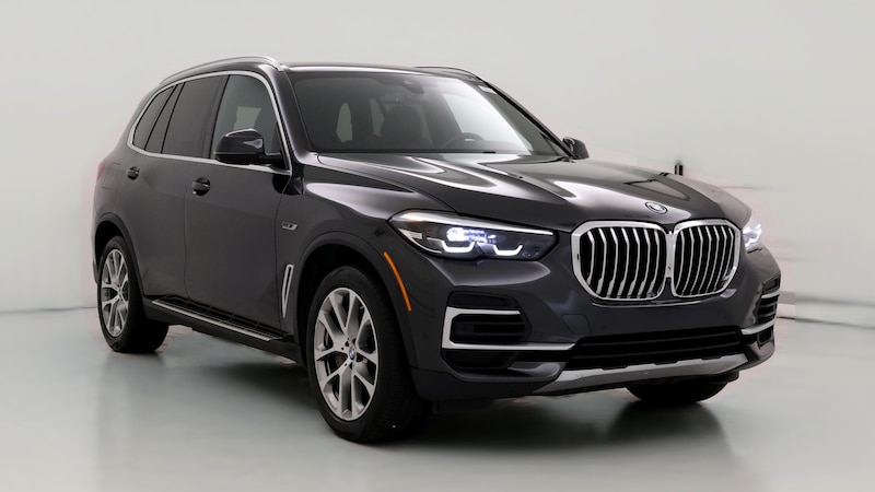 2022 BMW X5 xDrive45e Hero Image