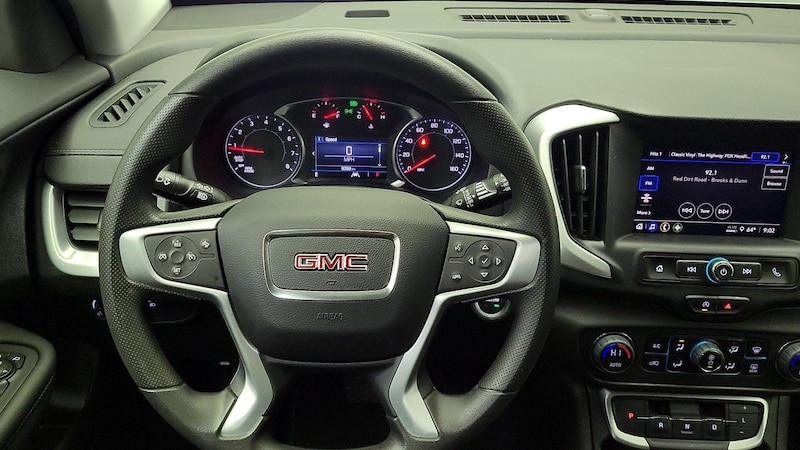 2024 GMC Terrain SLE 10