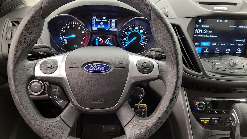 2016 Ford Escape SE 10