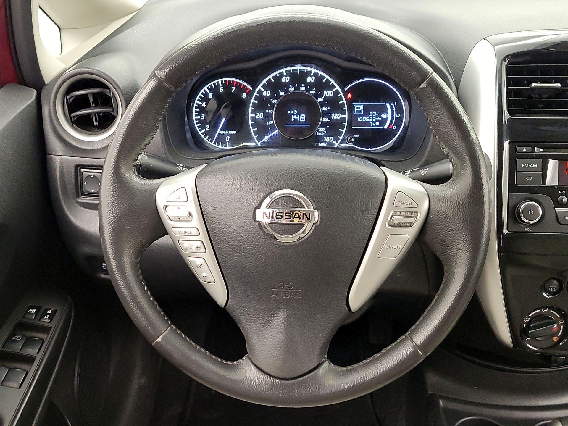 Thumbnail: 2015 Nissan Versa Note - 10