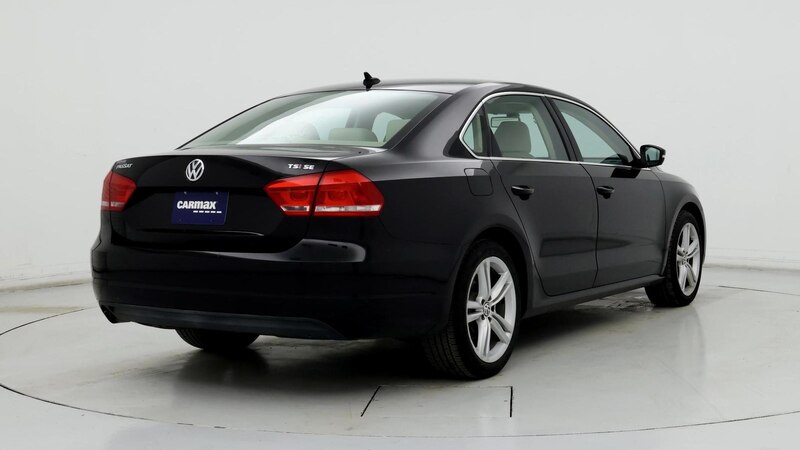 2014 Volkswagen Passat SE 8