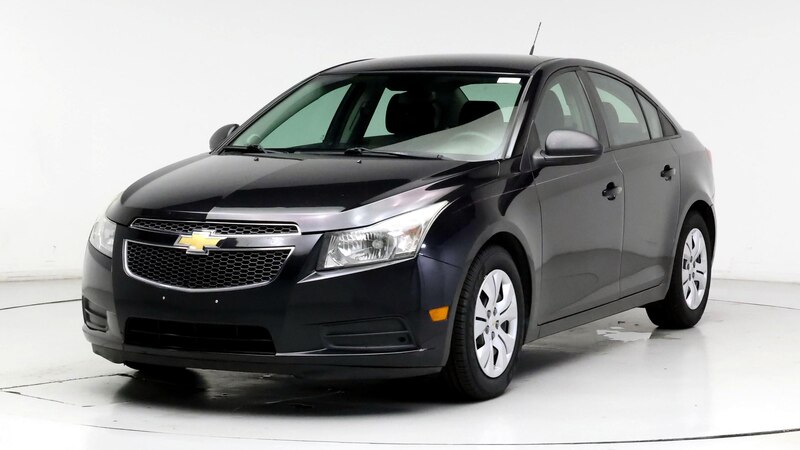 2014 Chevrolet Cruze LS 4