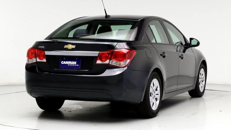 2014 Chevrolet Cruze LS 8