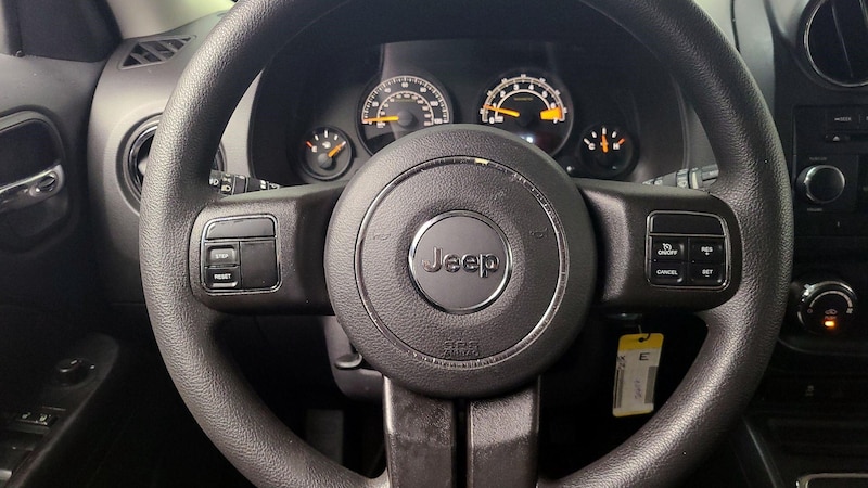 2015 Jeep Patriot Sport 10