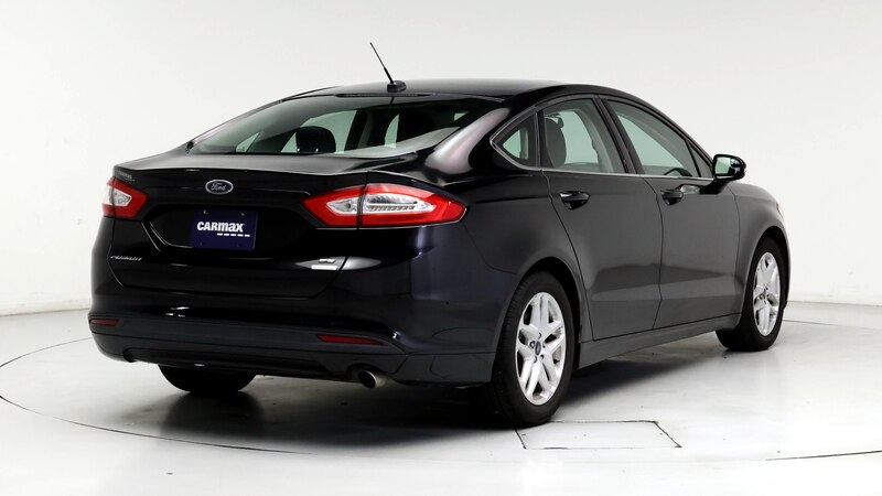 2014 Ford Fusion SE 8