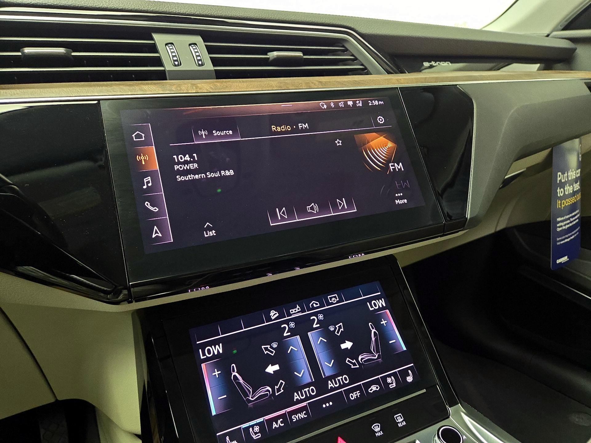 Thumbnail: 2019 Audi e-tron - 16