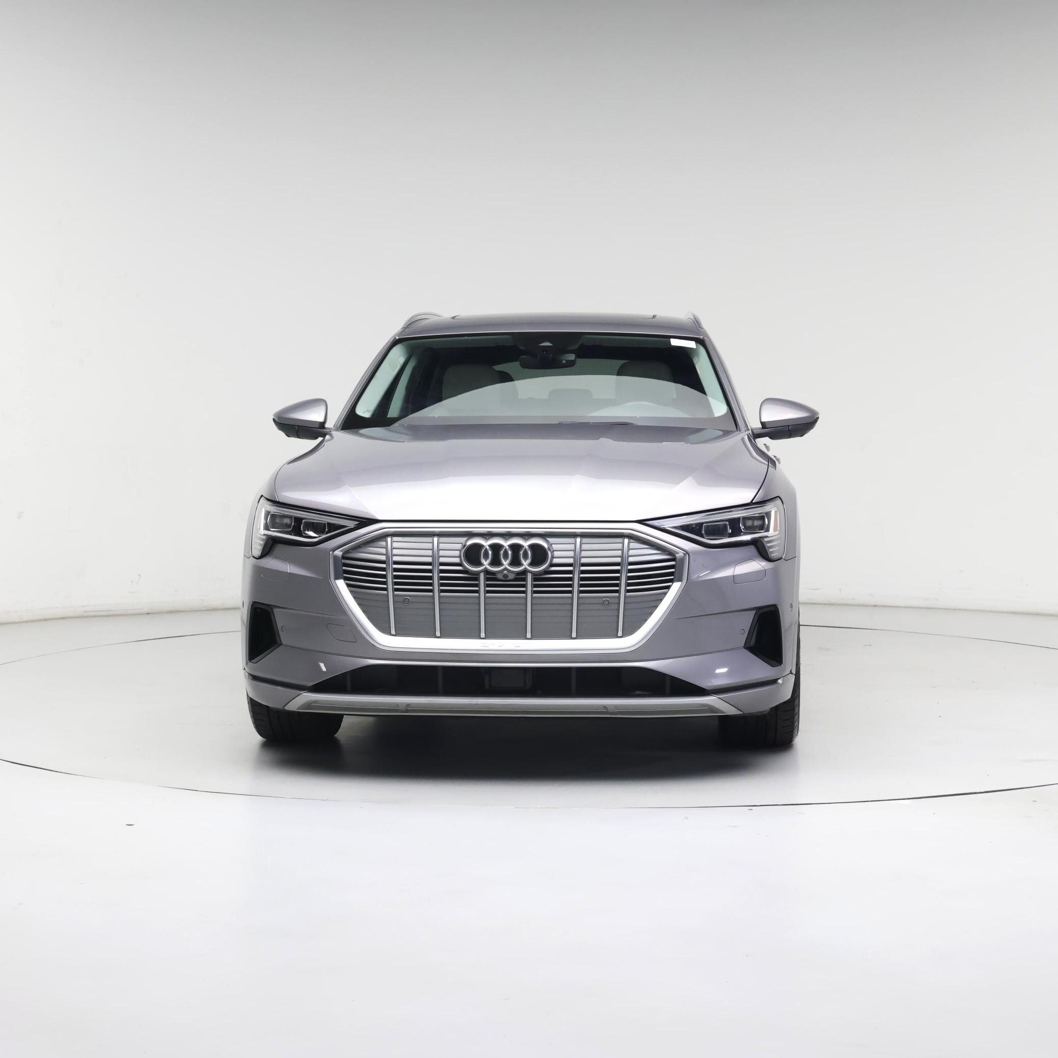 Thumbnail: 2019 Audi e-tron - 5