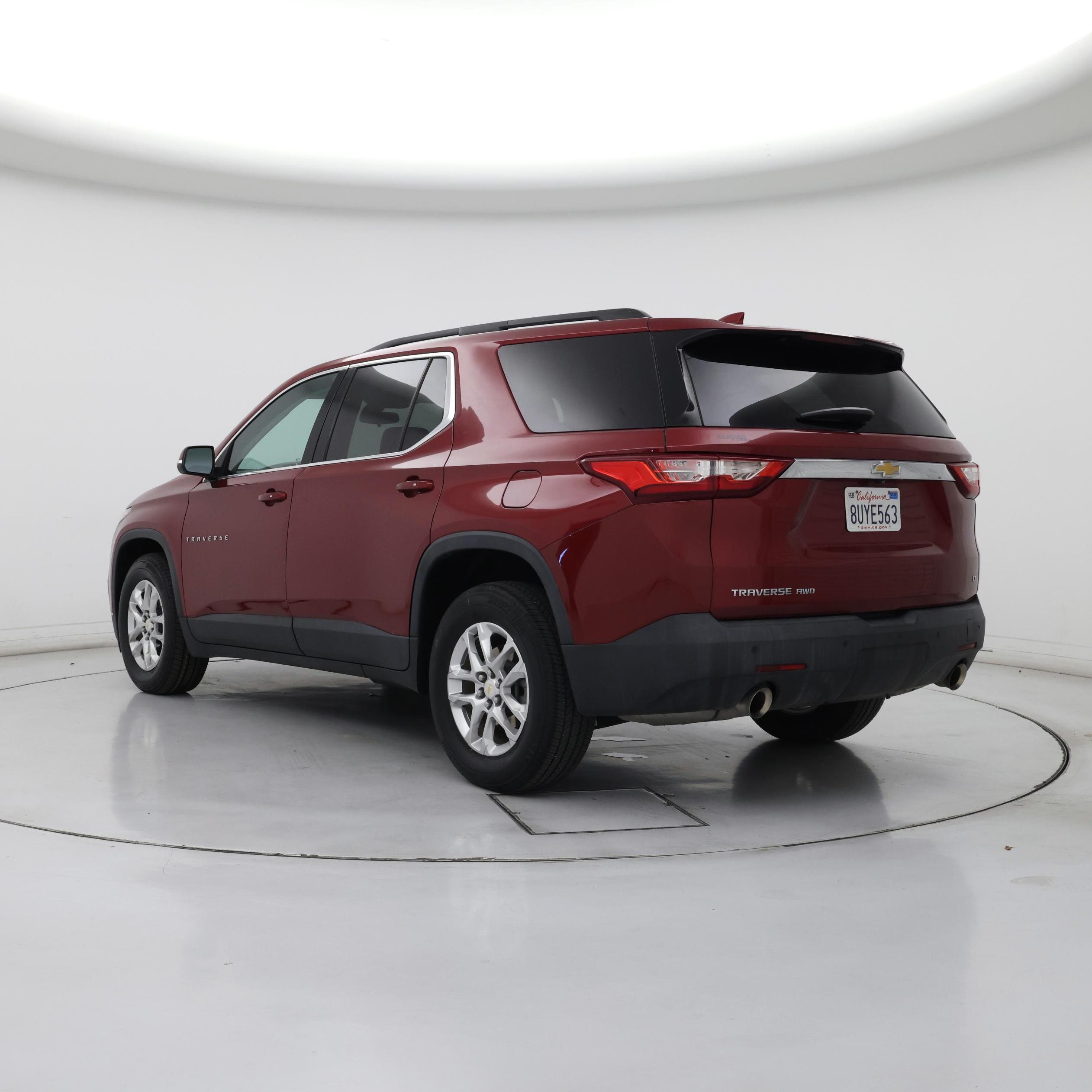Thumbnail: 2021 Chevrolet Traverse - 2