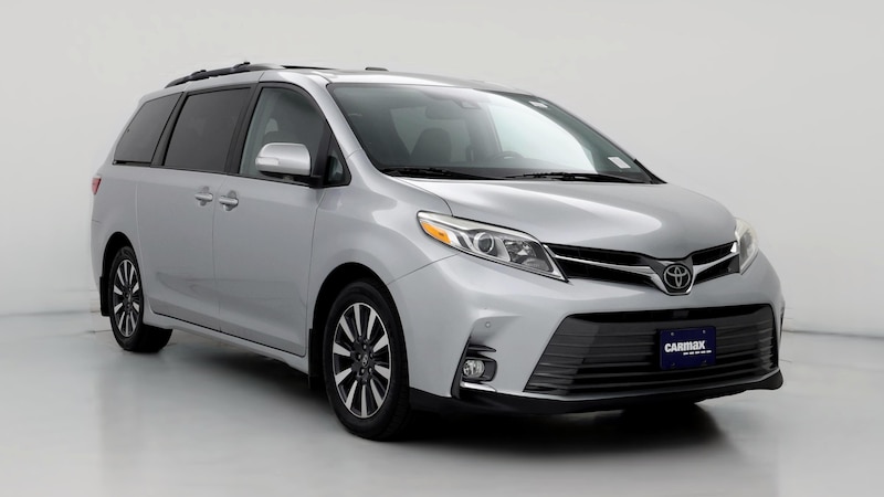 2019 Toyota Sienna Limited Hero Image