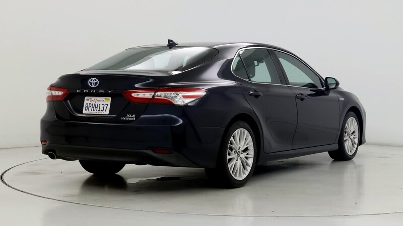 2020 Toyota Camry XLE 8