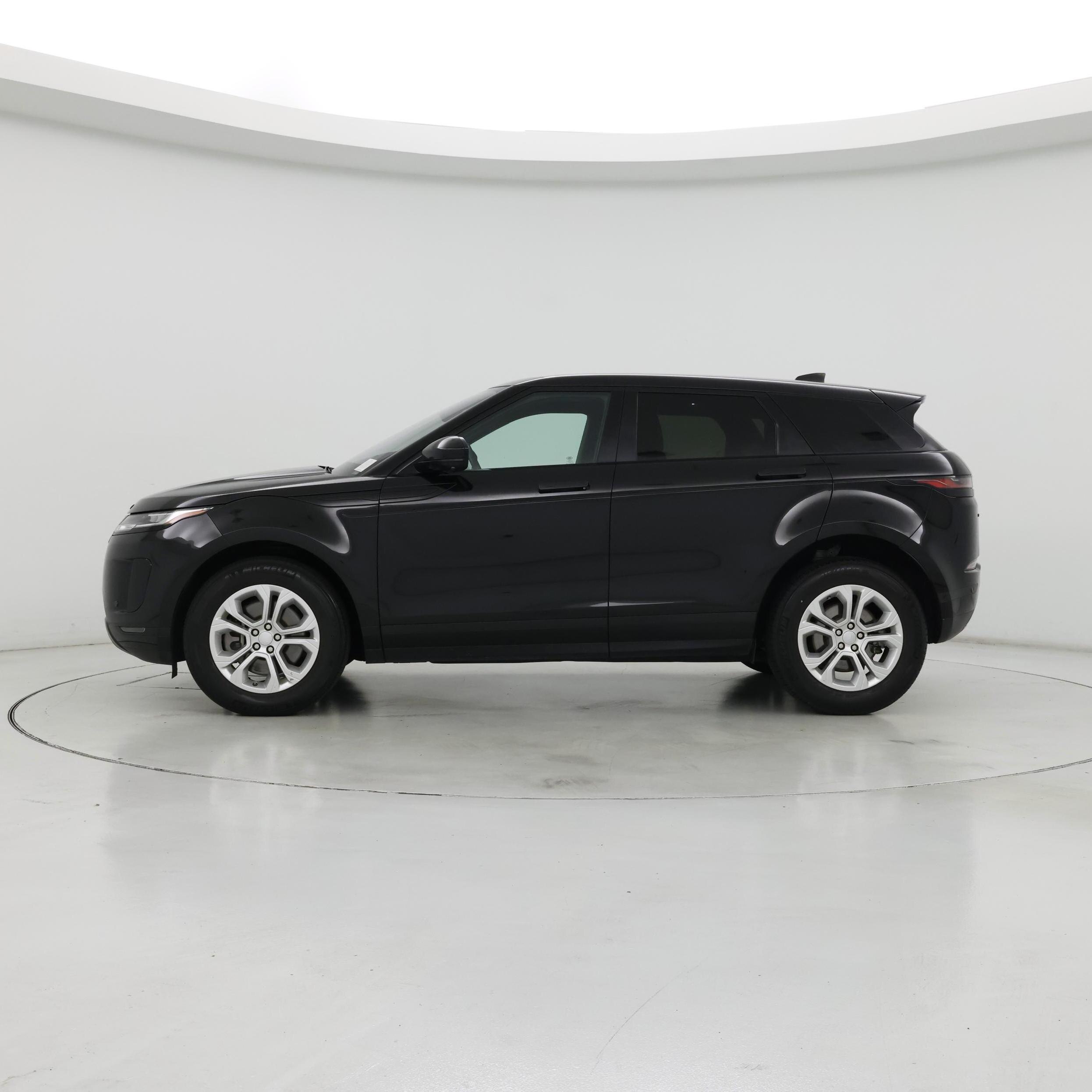 Thumbnail: 2021 Land Rover Range Rover Evoque - 3