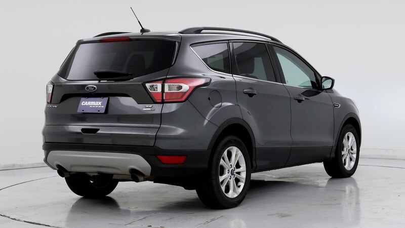 2017 Ford Escape SE 8