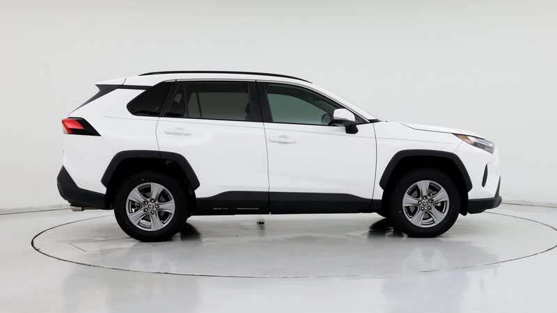 2022 Toyota RAV4 XLE 7