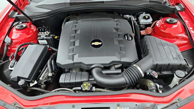 2015 Chevrolet Camaro LS 19