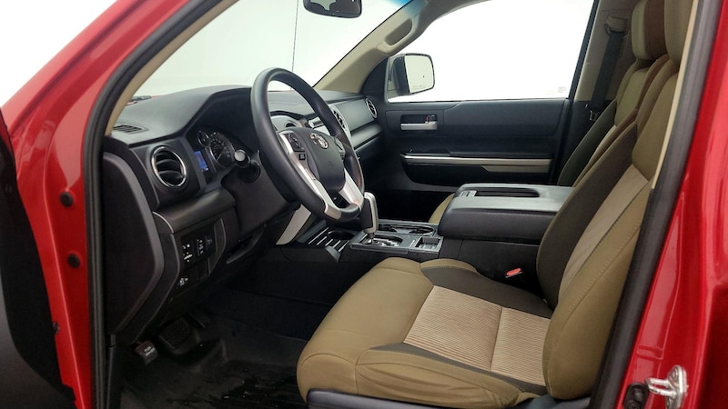 2016 Toyota Tundra SR5 11