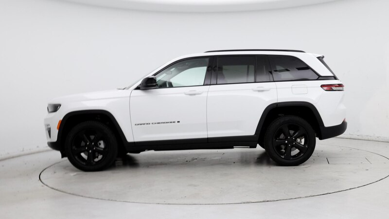 2023 Jeep Grand Cherokee Limited Edition 3