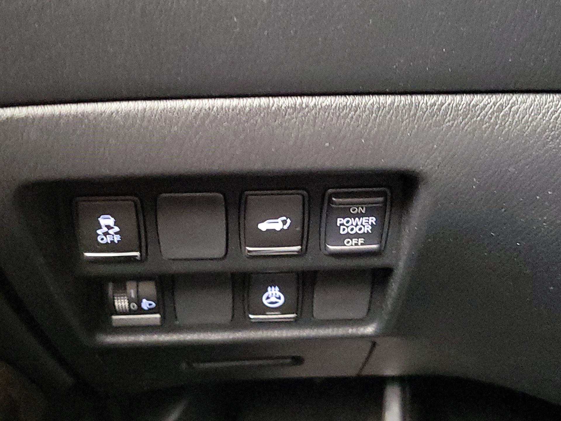 Thumbnail: 2014 INFINITI QX60 - 13