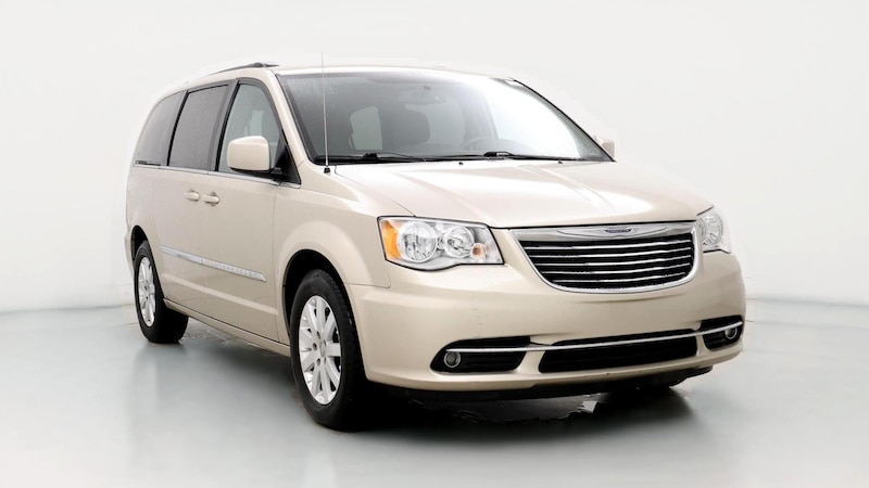 2016 Chrysler Town & Country Touring Hero Image