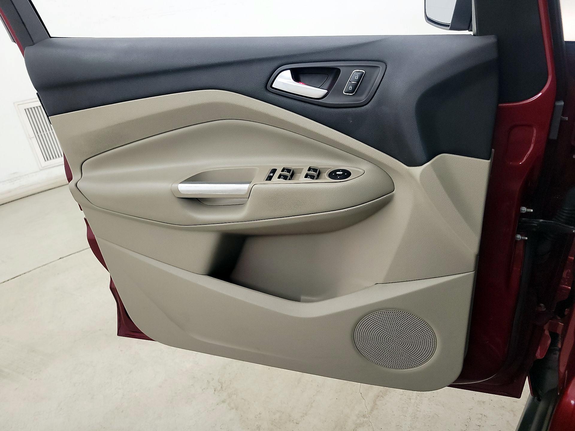 Thumbnail: 2014 Ford C-Max - 12