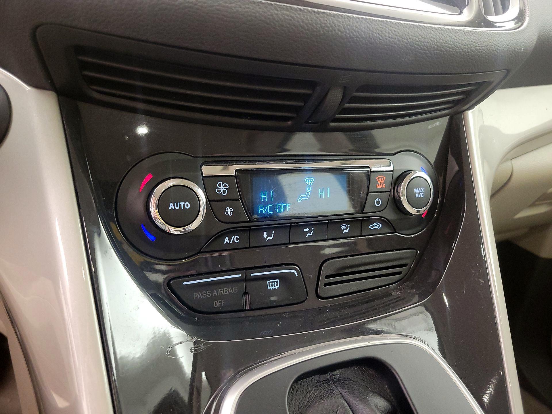 Thumbnail: 2014 Ford C-Max - 15