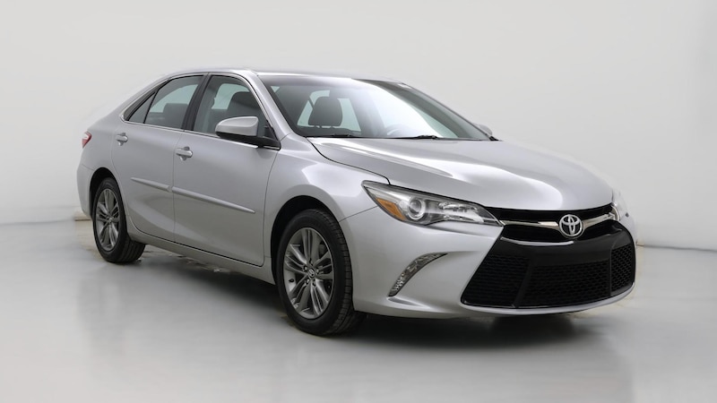 2017 Toyota Camry SE Hero Image