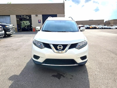 2016 Nissan Rogue SV -
                Madison, TN