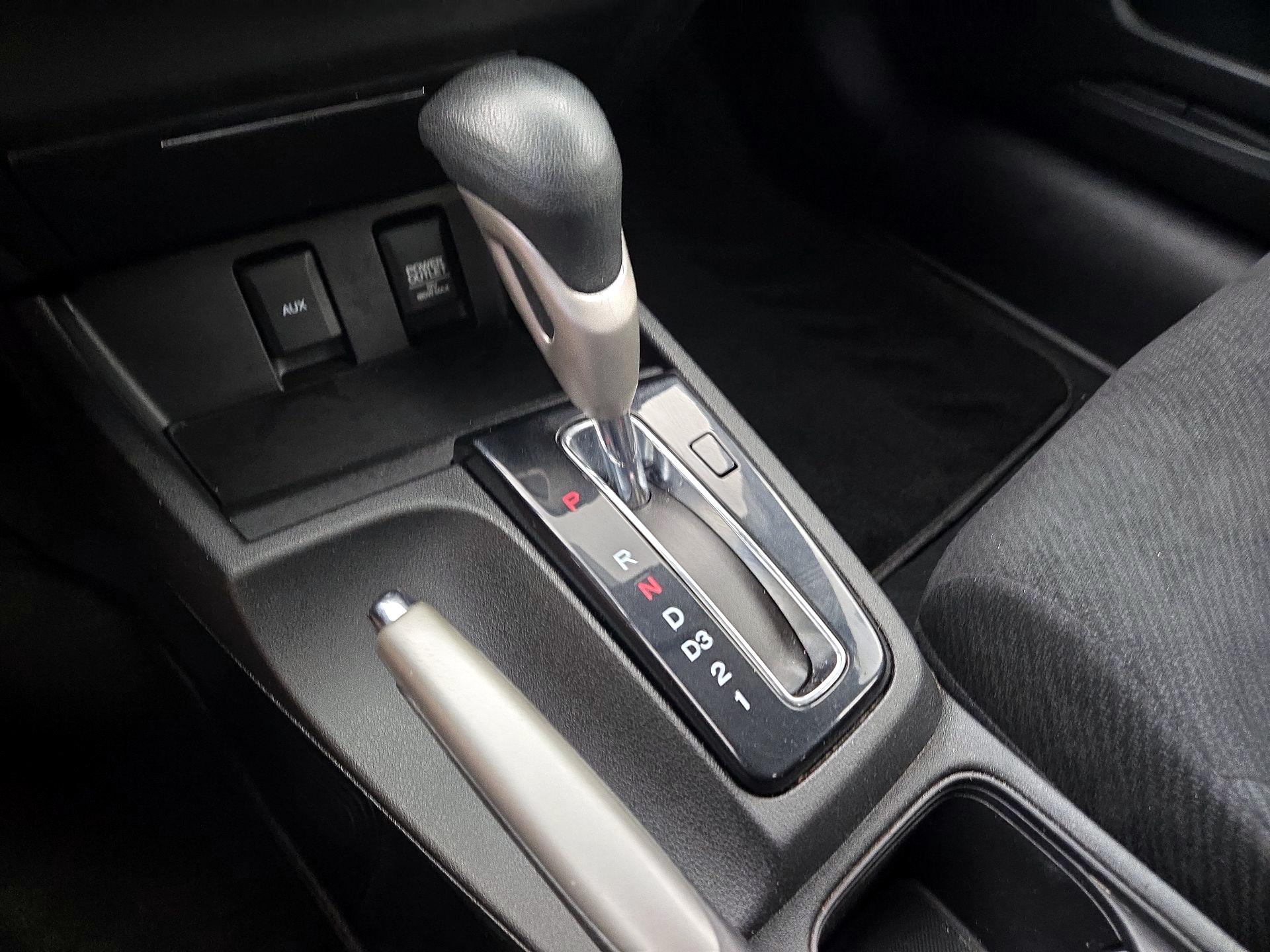 Thumbnail: 2013 Honda Civic - 17