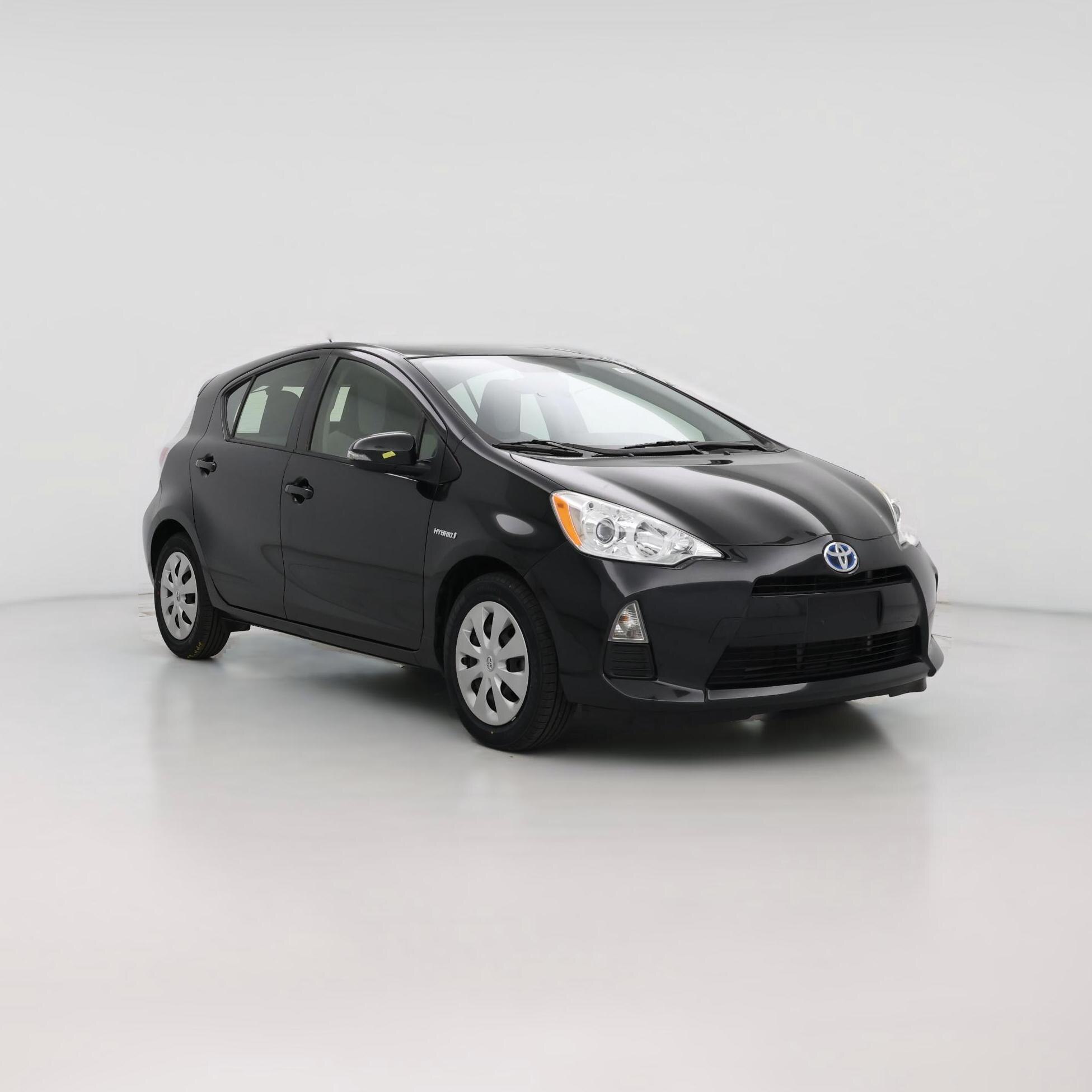 Thumbnail: 2014 Toyota Prius c - 1