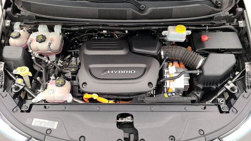 2021 Chrysler Pacifica Hybrid Touring L 24