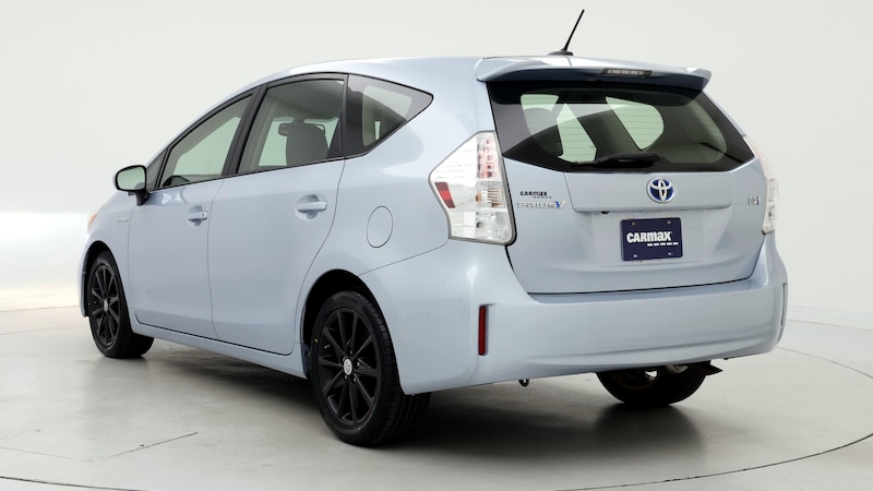 2014 Toyota Prius v Five 2