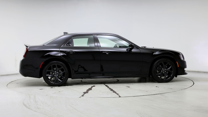 2022 Chrysler 300 S 7