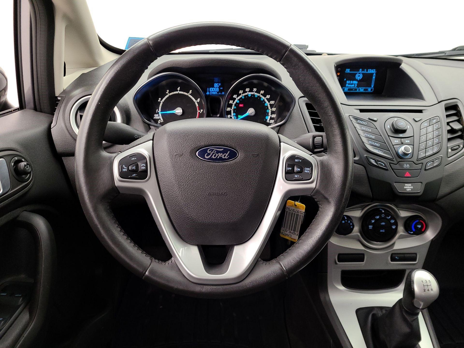 Thumbnail: 2014 Ford Fiesta - 10