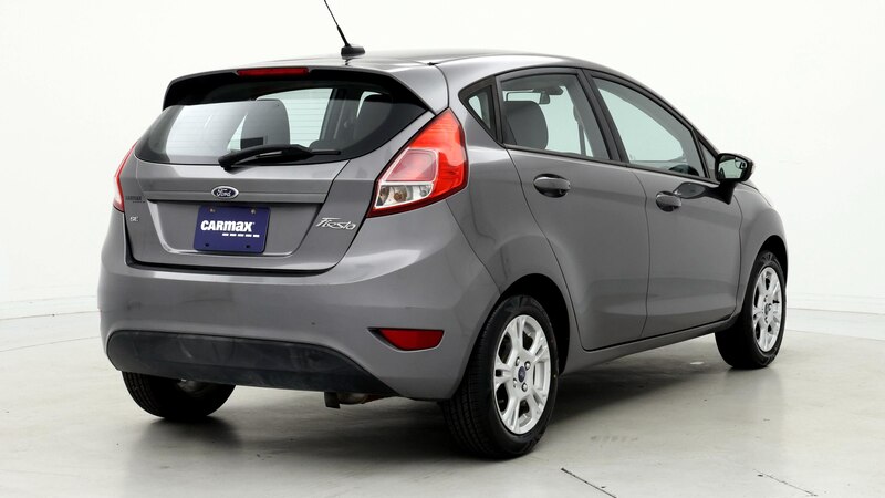 2014 Ford Fiesta SE 8