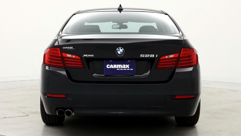 2014 BMW 5 Series 528xi 6