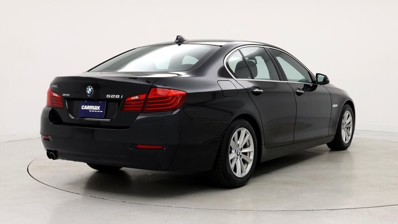 2014 BMW 5 Series 528xi 8