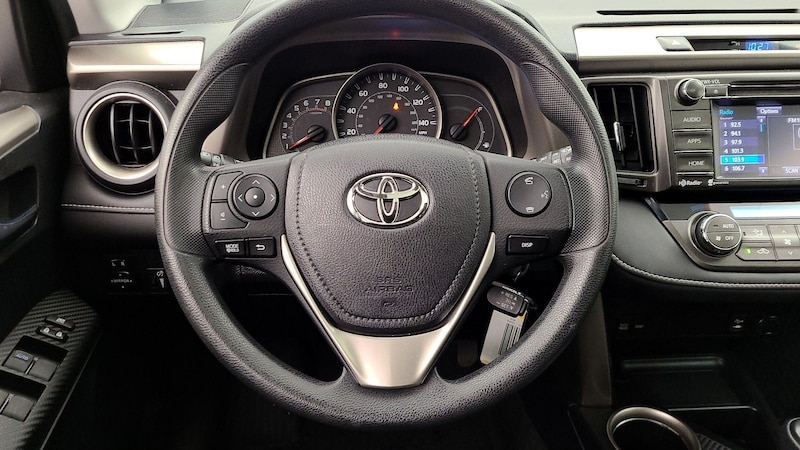 2015 Toyota RAV4 XLE 10