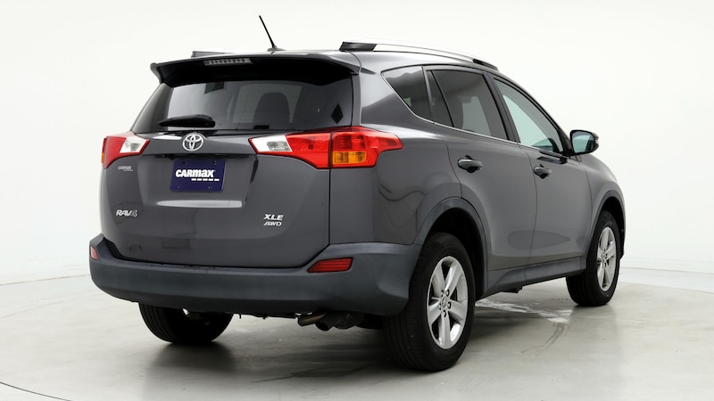 2015 Toyota RAV4 XLE 8