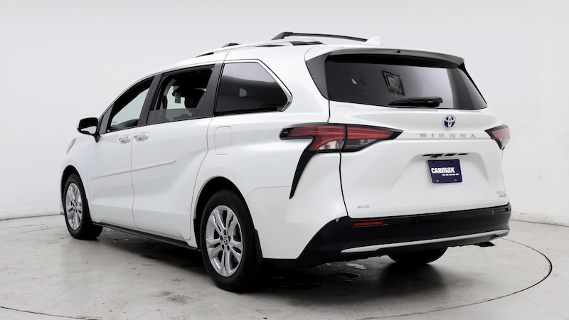 2023 Toyota Sienna Platinum 2