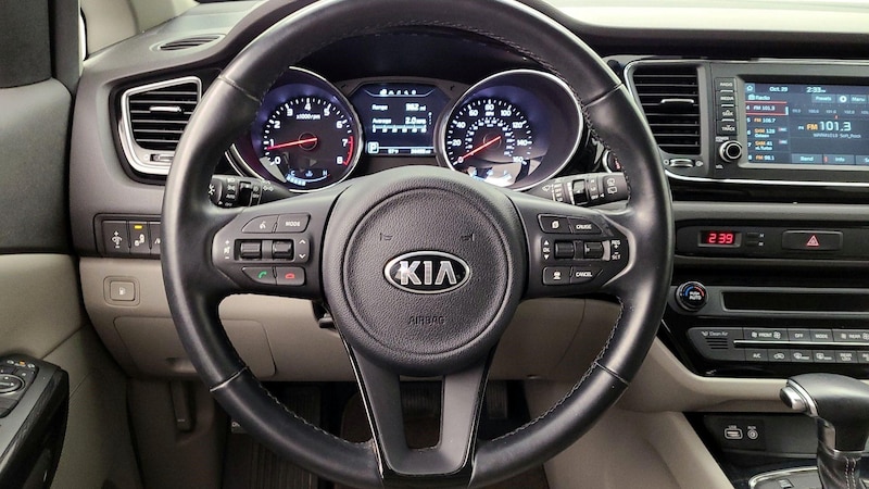 2018 Kia Sedona EX 10