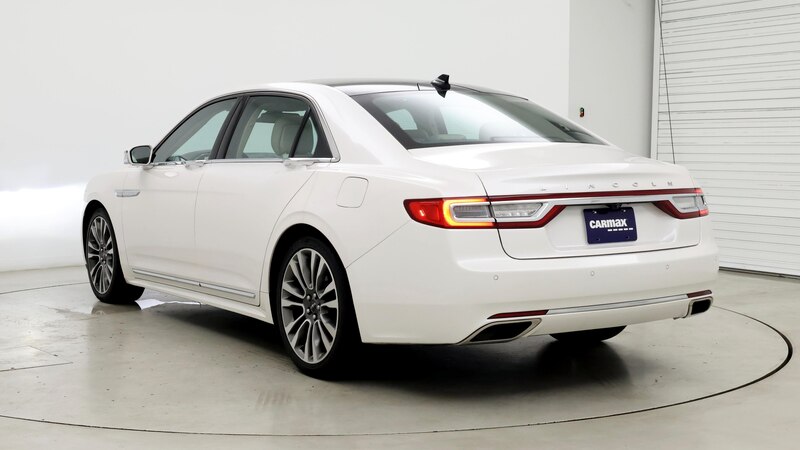 2019 Lincoln Continental Select 2