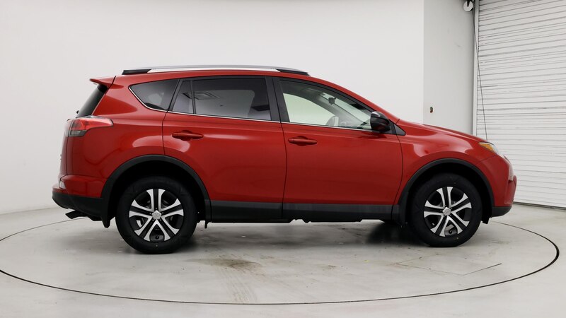 2017 Toyota RAV4 LE 7