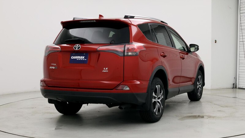 2017 Toyota RAV4 LE 8