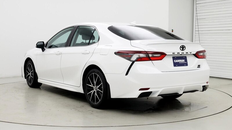 2024 Toyota Camry SE 2