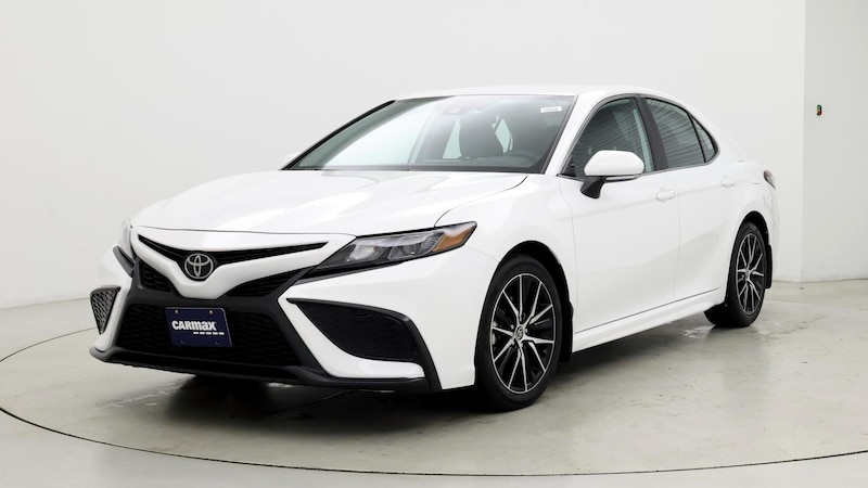 2024 Toyota Camry SE 4