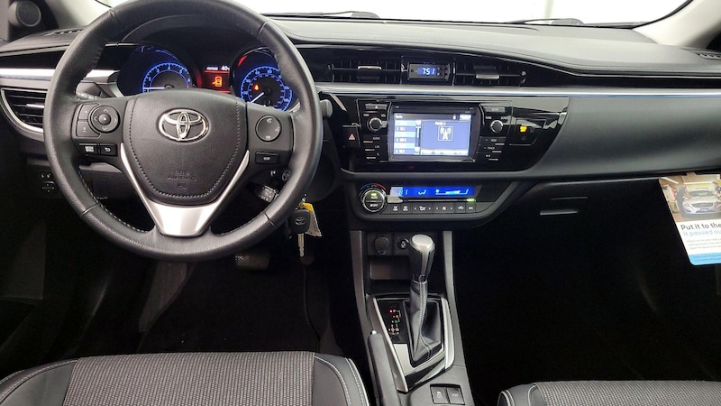 2016 Toyota Corolla S 9