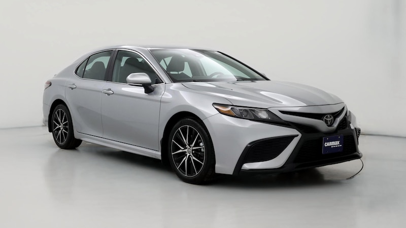 2023 Toyota Camry SE Hero Image