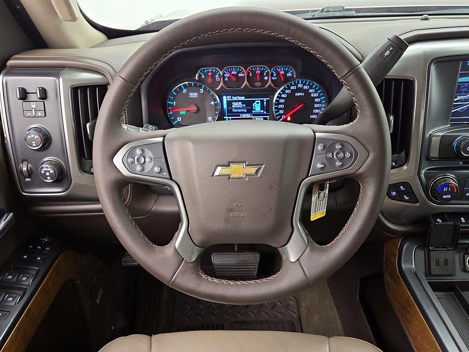 Thumbnail: 2017 Chevrolet Silverado 3500 - 10