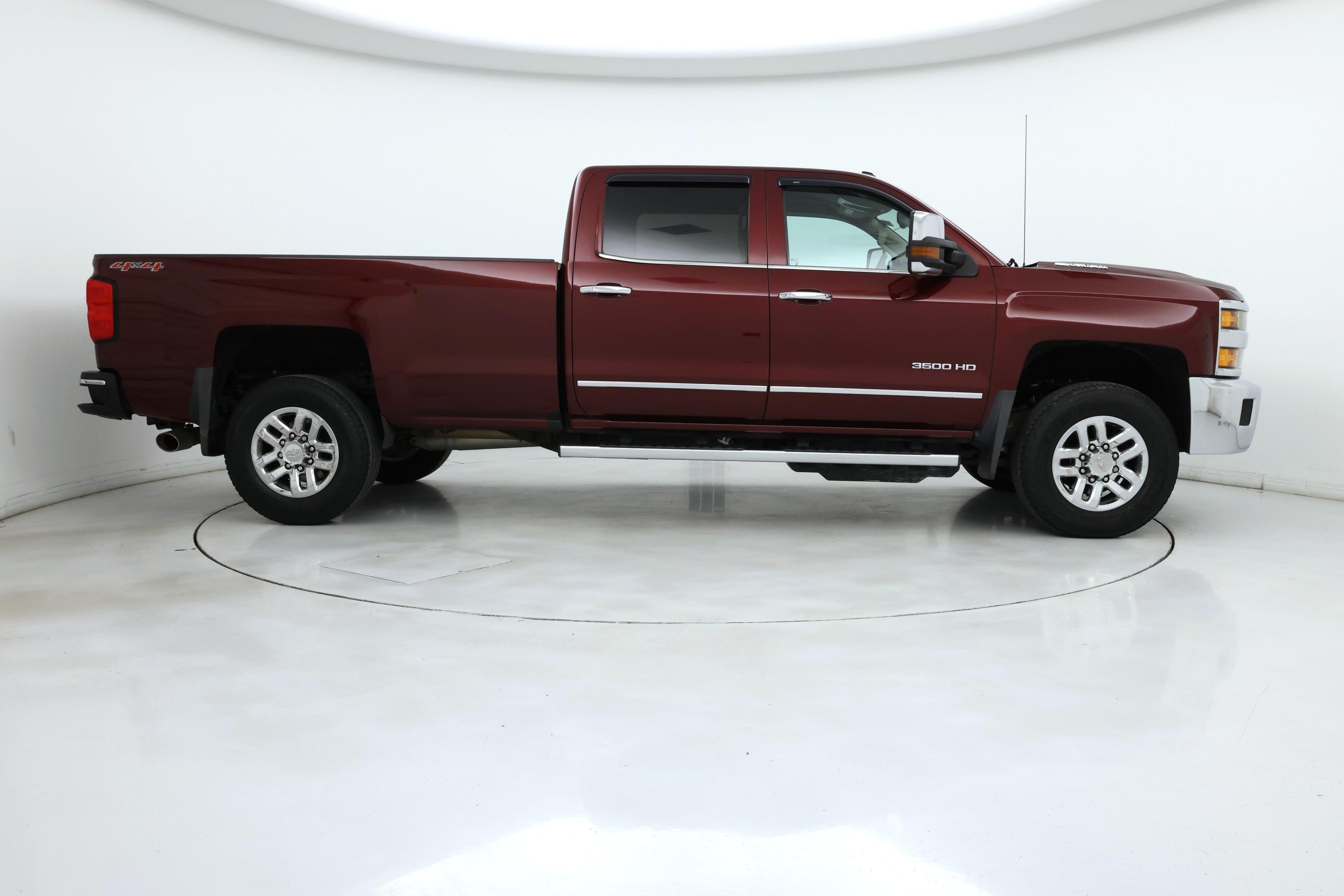 Thumbnail: 2017 Chevrolet Silverado 3500 - 7