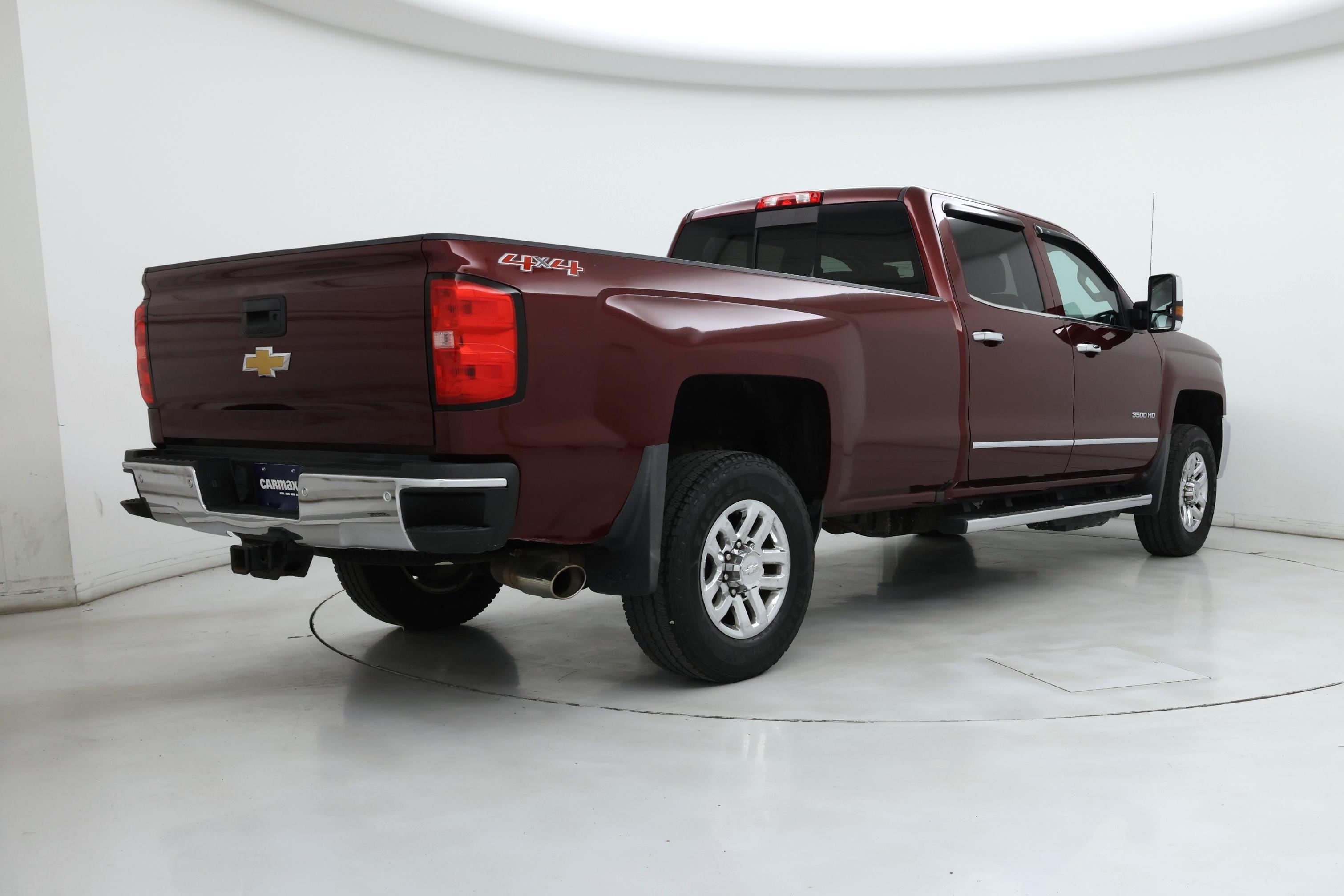 Thumbnail: 2017 Chevrolet Silverado 3500 - 8